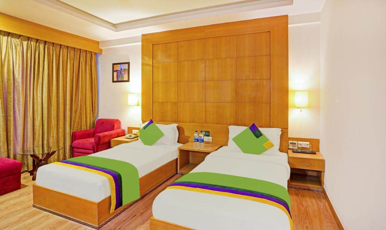 Treebo The Royal Cm, 4 Km From City Palace Jaipur Exterior photo